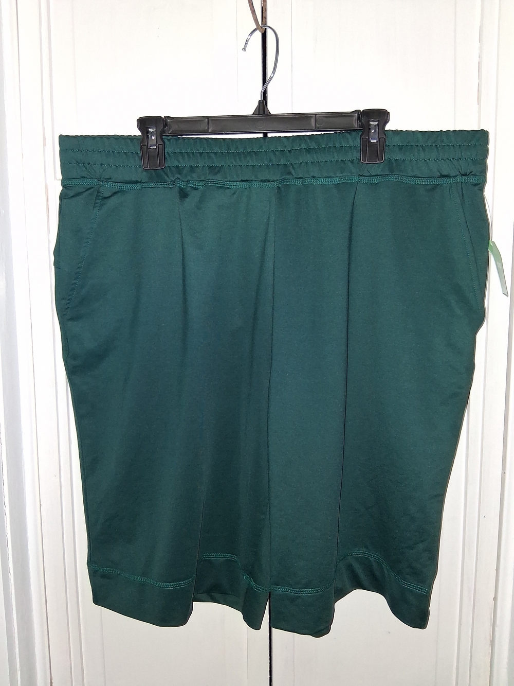 dip Men's Athletic Shorts in Dark Green
